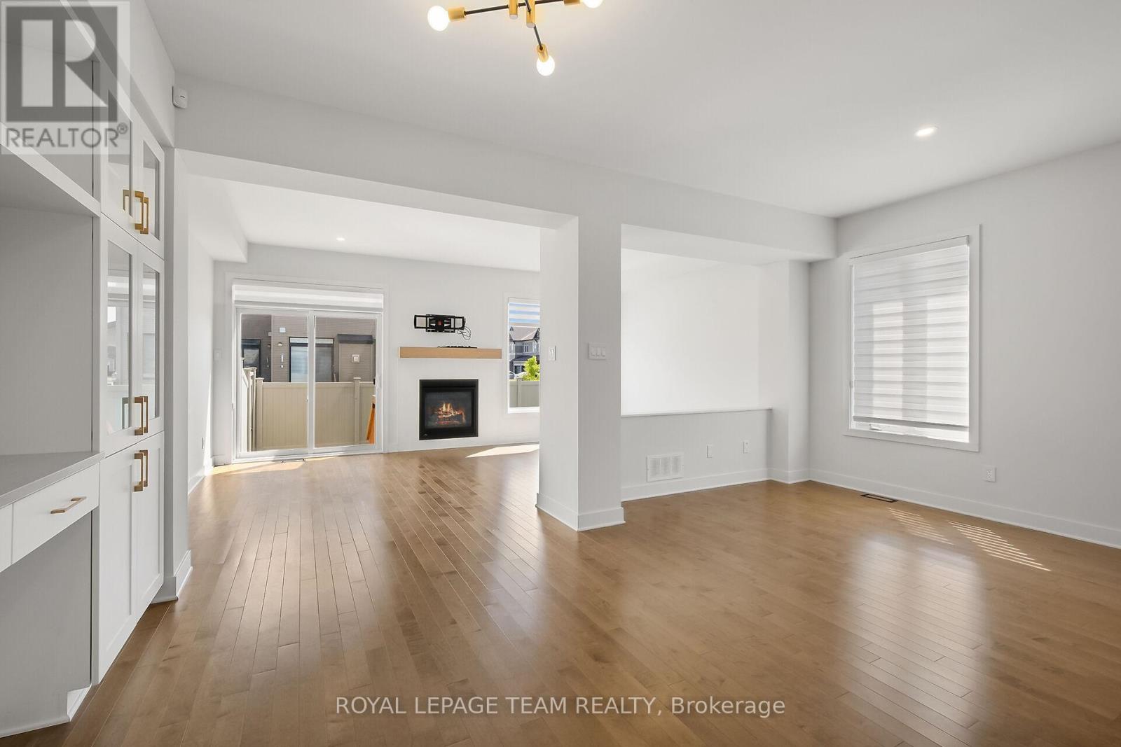 4 Bed, 3 Bath House for Rent in Ottawa – 799 CAIRN CRESCENT, Ottawa – MLS# X13518380 - Image 22