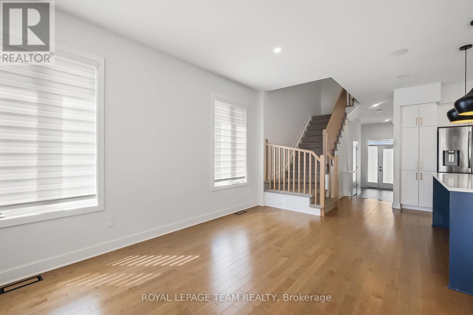 4 Bed, 3 Bath House for Rent in Ottawa – 799 CAIRN CRESCENT, Ottawa – MLS# X13518380 - Image 23