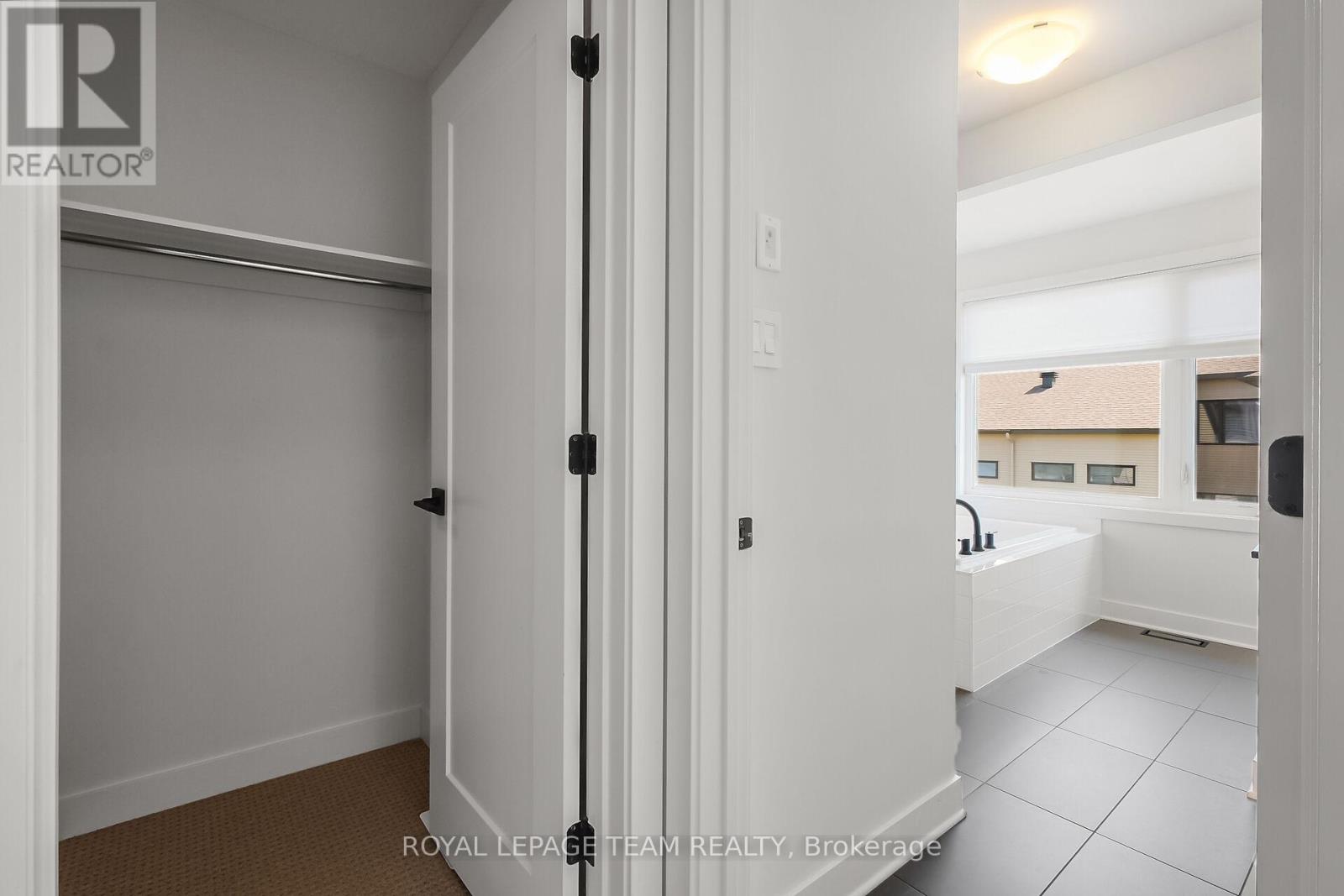 4 Bed, 3 Bath House for Rent in Ottawa – 799 CAIRN CRESCENT, Ottawa – MLS# X13518380 - Image 46