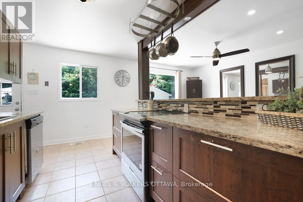 285 DRUMMOND 11 CONCESSION - 12