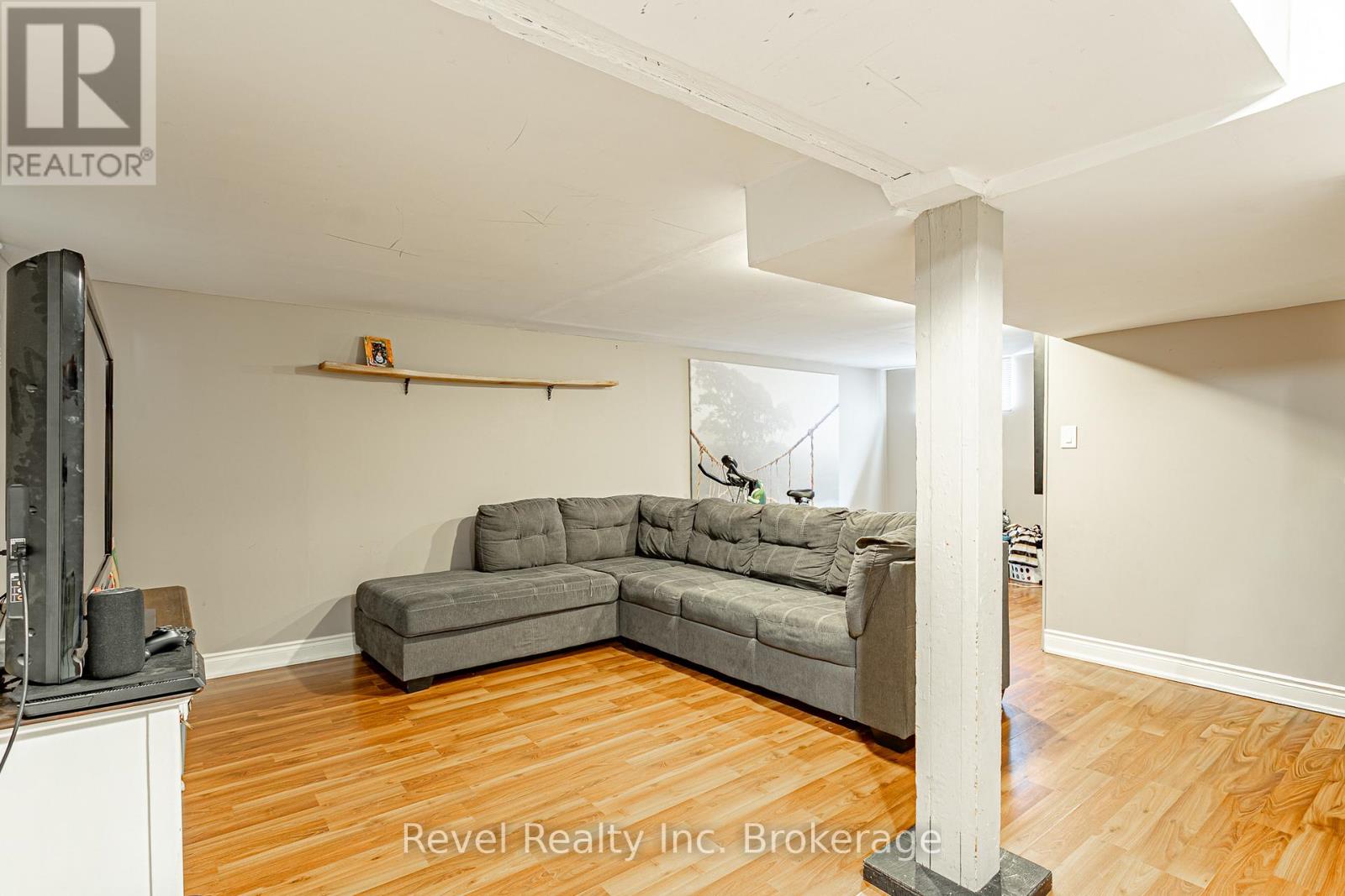 719 LANCASTER STREET - 20