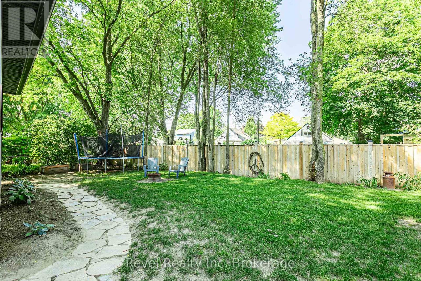 719 LANCASTER STREET - 25