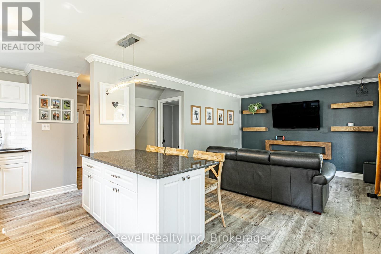 719 LANCASTER STREET - 6