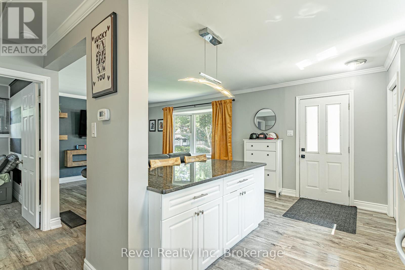 719 LANCASTER STREET - 8