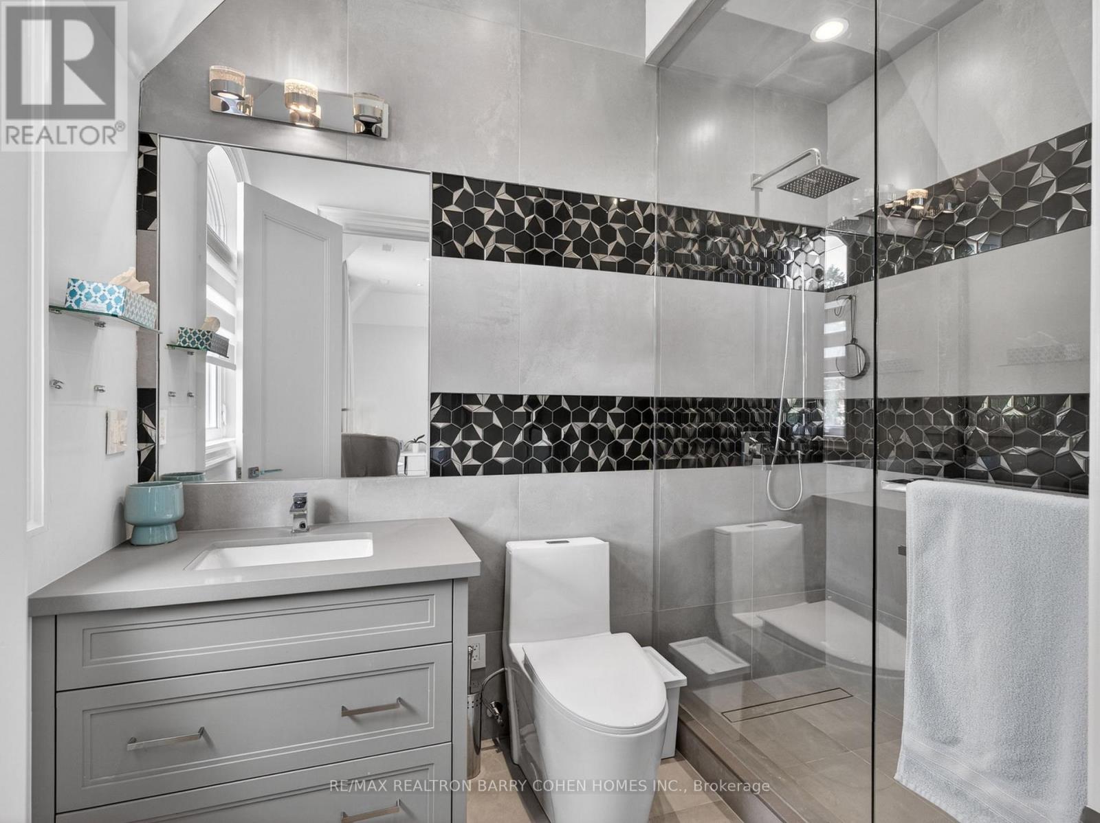 205 NORTHWOOD DRIVE - 22