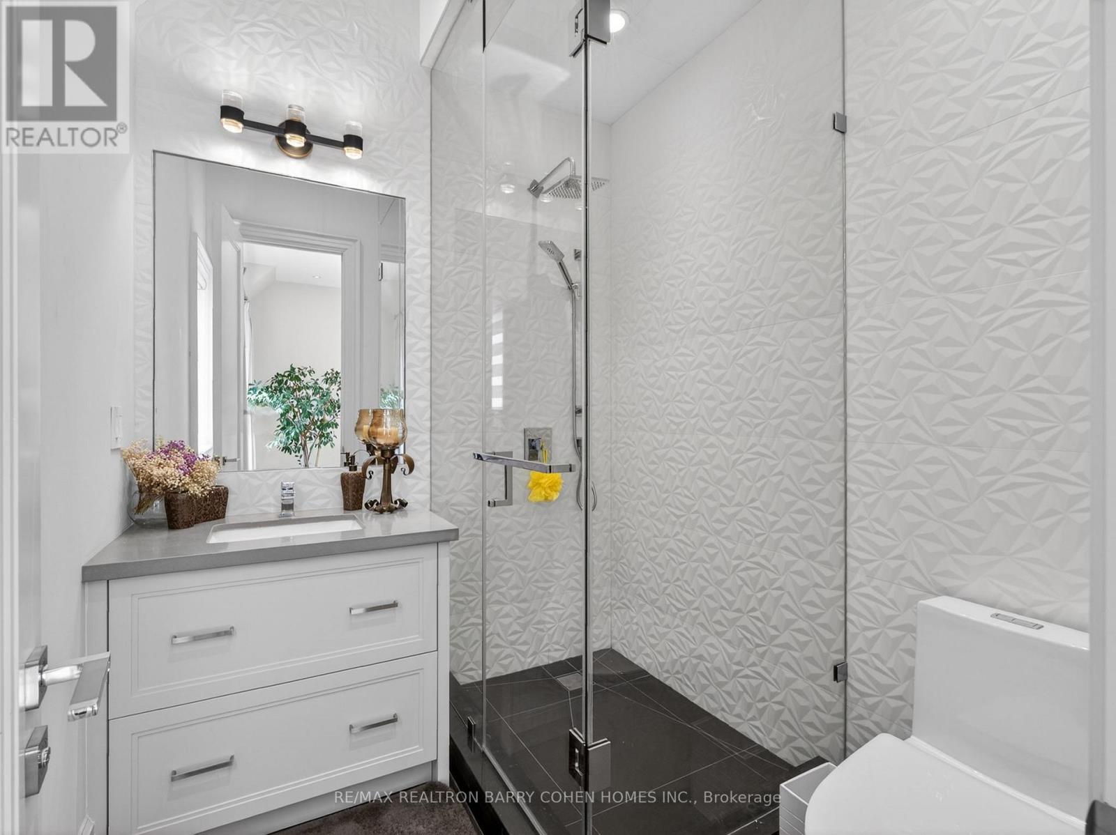 205 NORTHWOOD DRIVE - 28