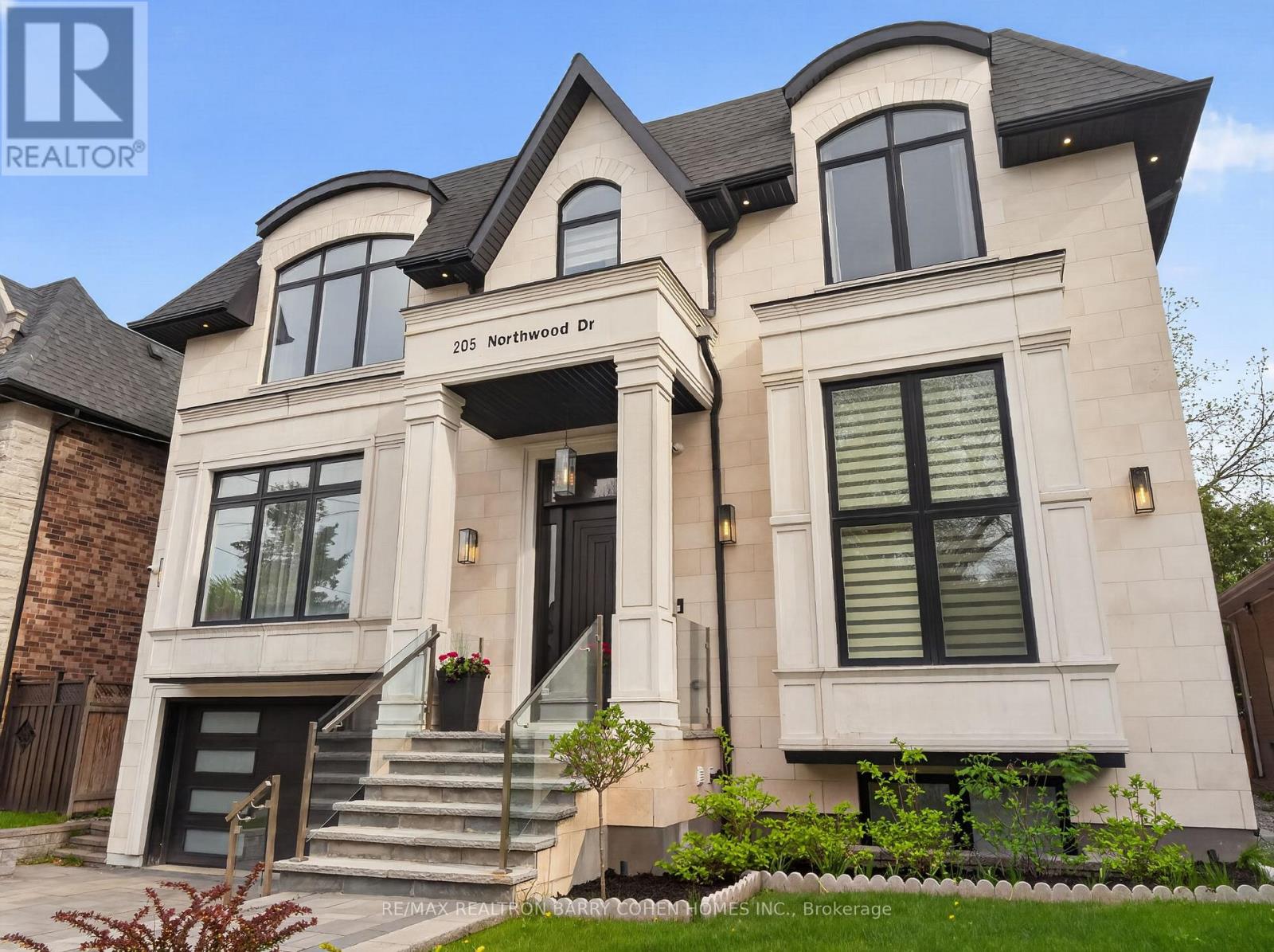 205 NORTHWOOD DRIVE - 3