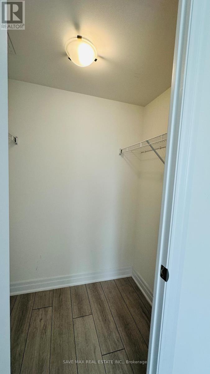 #3110 30 ELM DRIVE W - 26