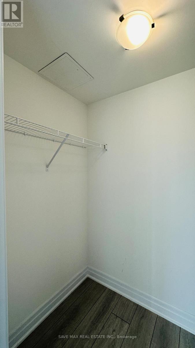 #3110 30 ELM DRIVE W - 27