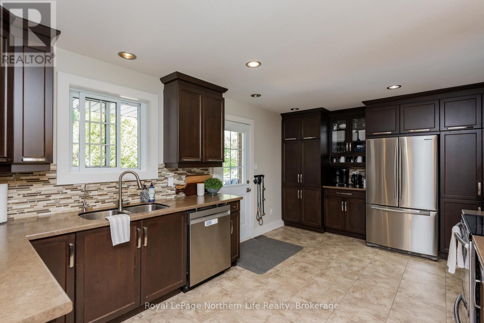 64 EGLINGTON ROAD S - 10