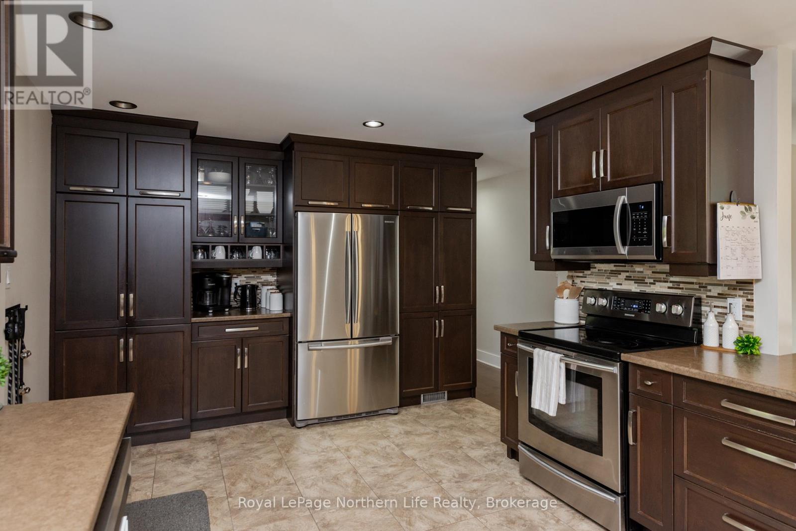 64 EGLINGTON ROAD S - 11
