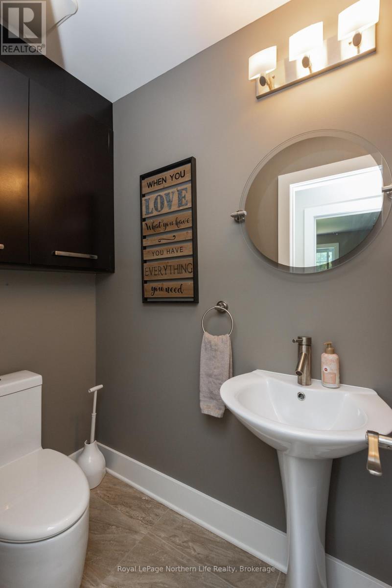 64 EGLINGTON ROAD S - 24