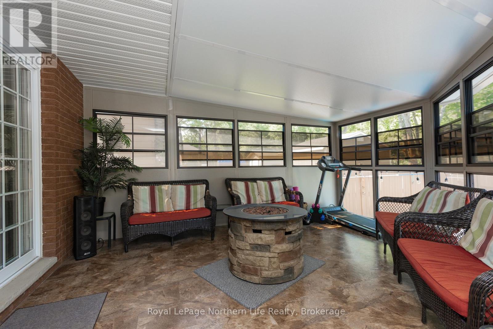 64 EGLINGTON ROAD S - 41