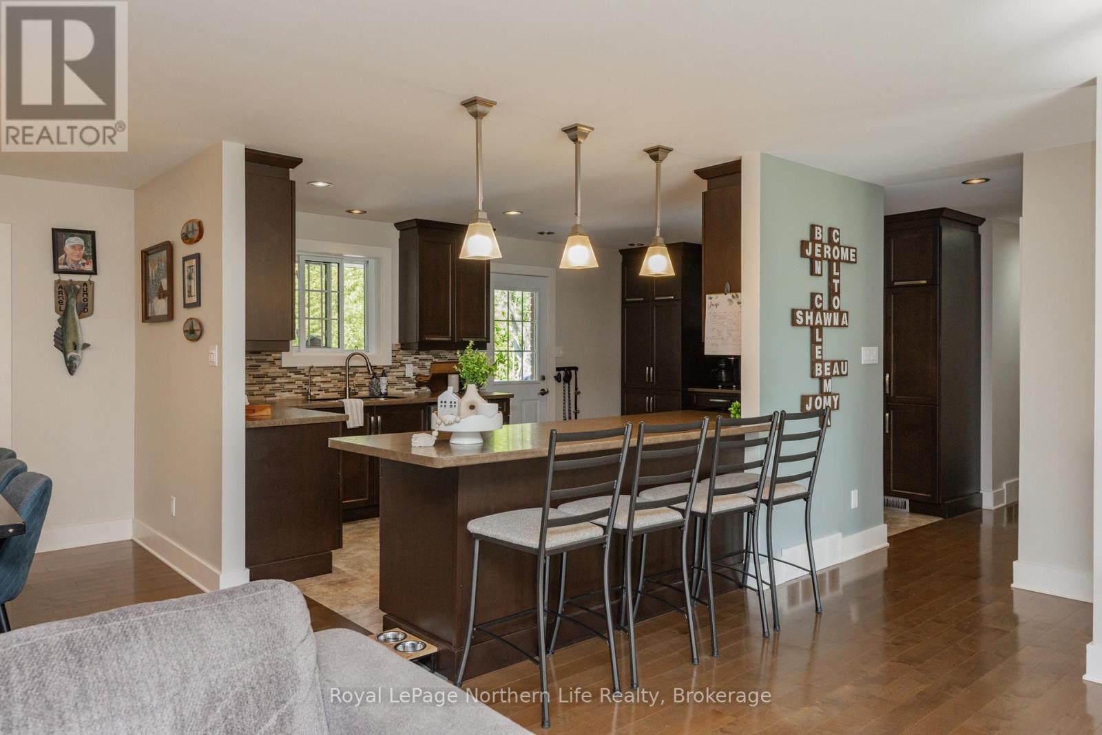 64 EGLINGTON ROAD S - 8