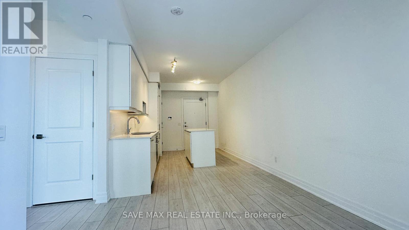 #3110 30 ELM DRIVE W - 14