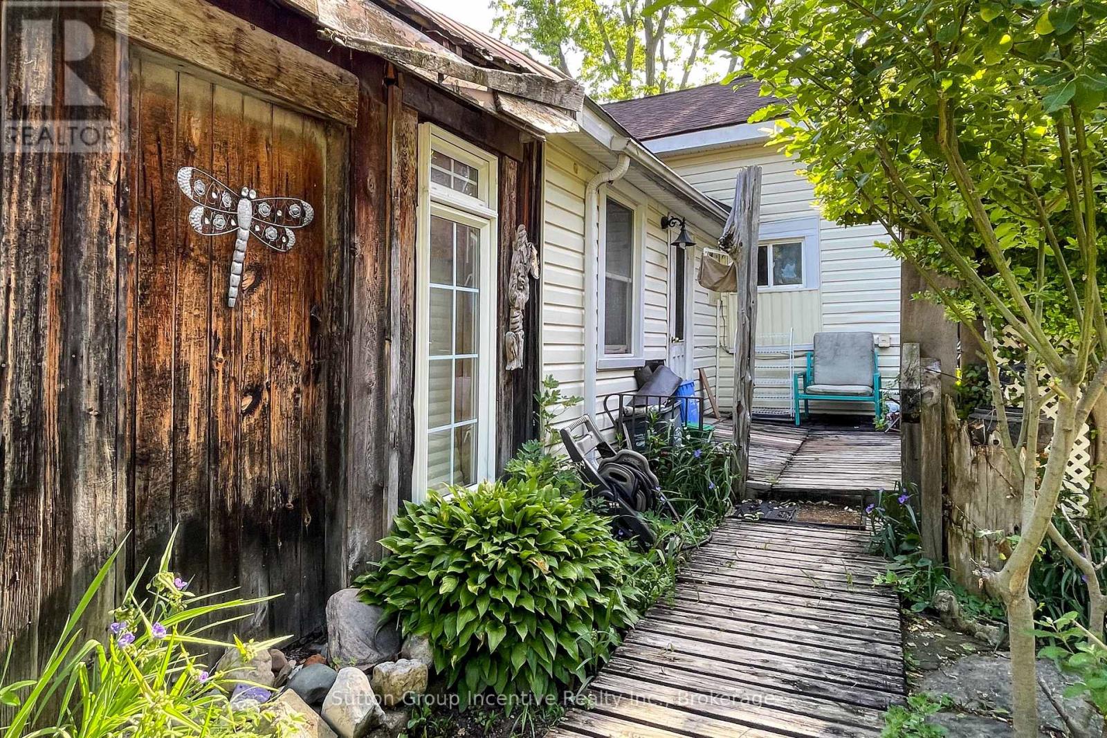 310 MAPLE STREET - 2