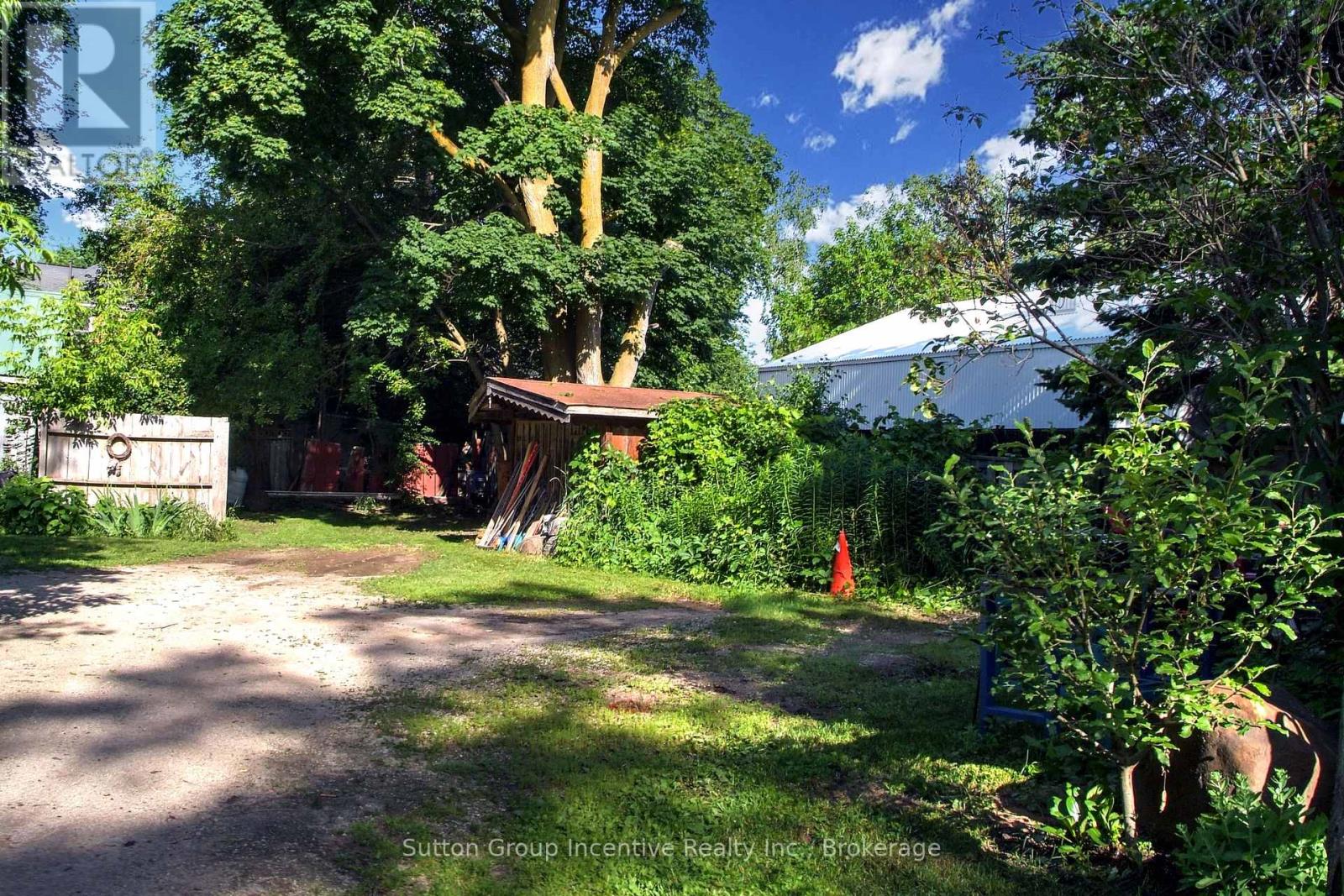 310 MAPLE STREET - 4