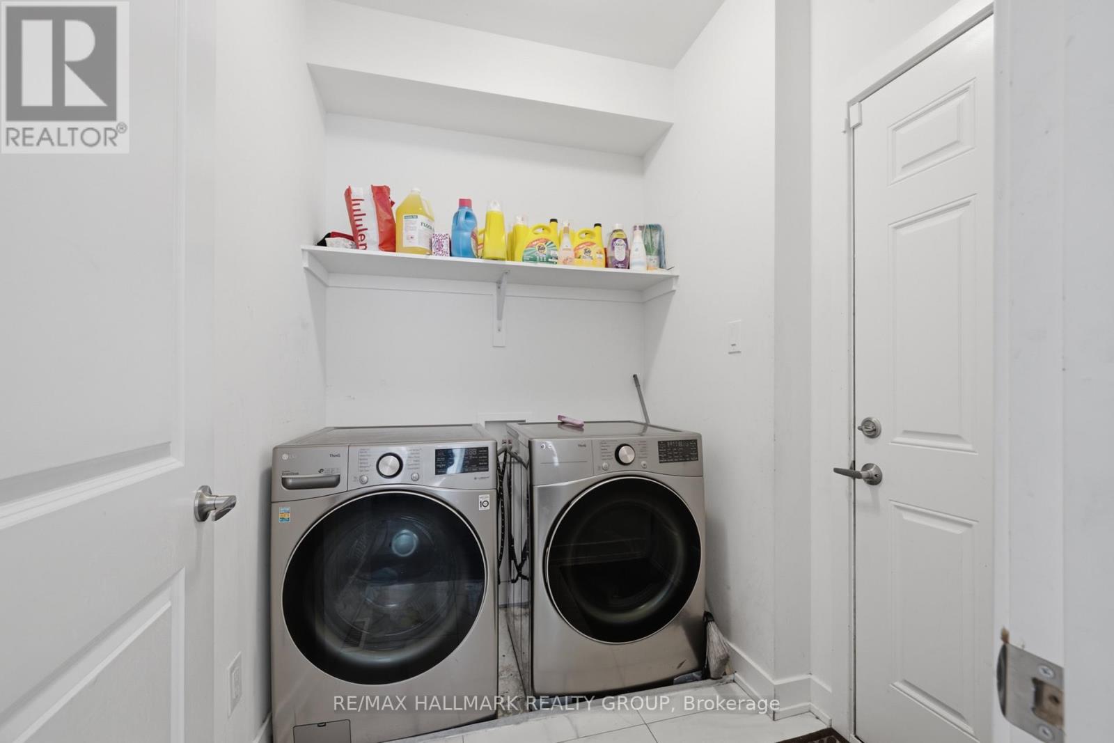 515 CORRETTO PLACE E - 17