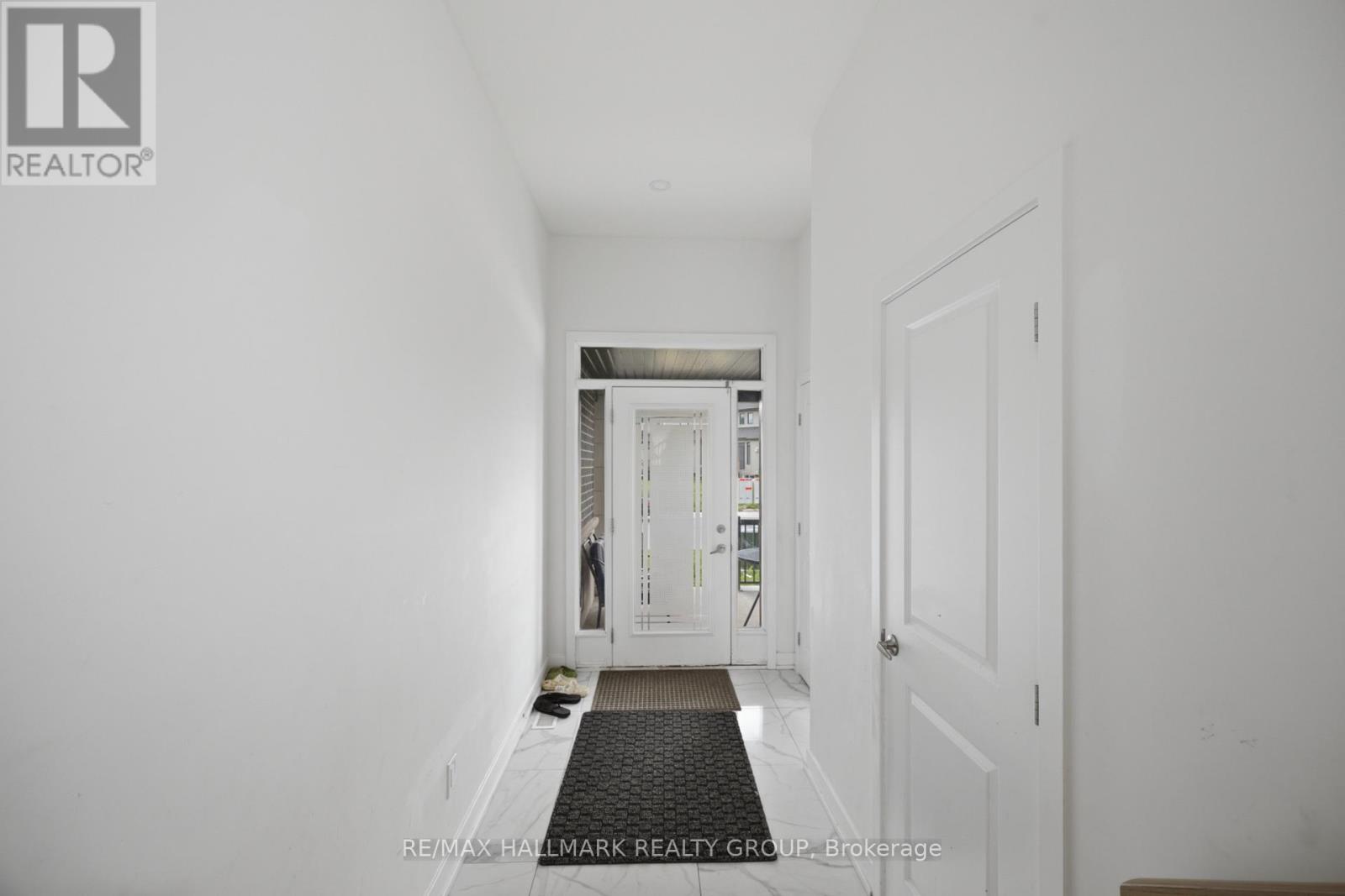 515 CORRETTO PLACE E - 4