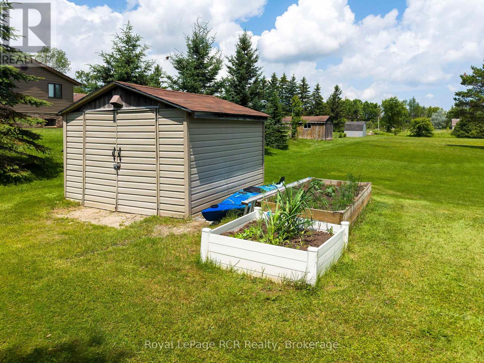 935 27TH STREET W - Image 41