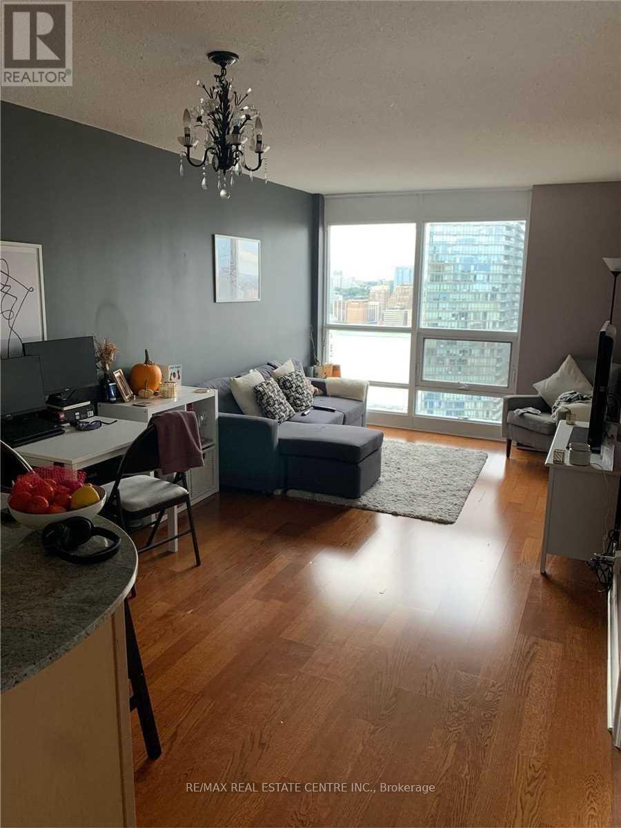#4012 763 BAY STREET - 16