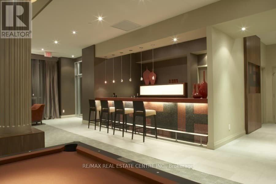 #4012 763 BAY STREET - 6