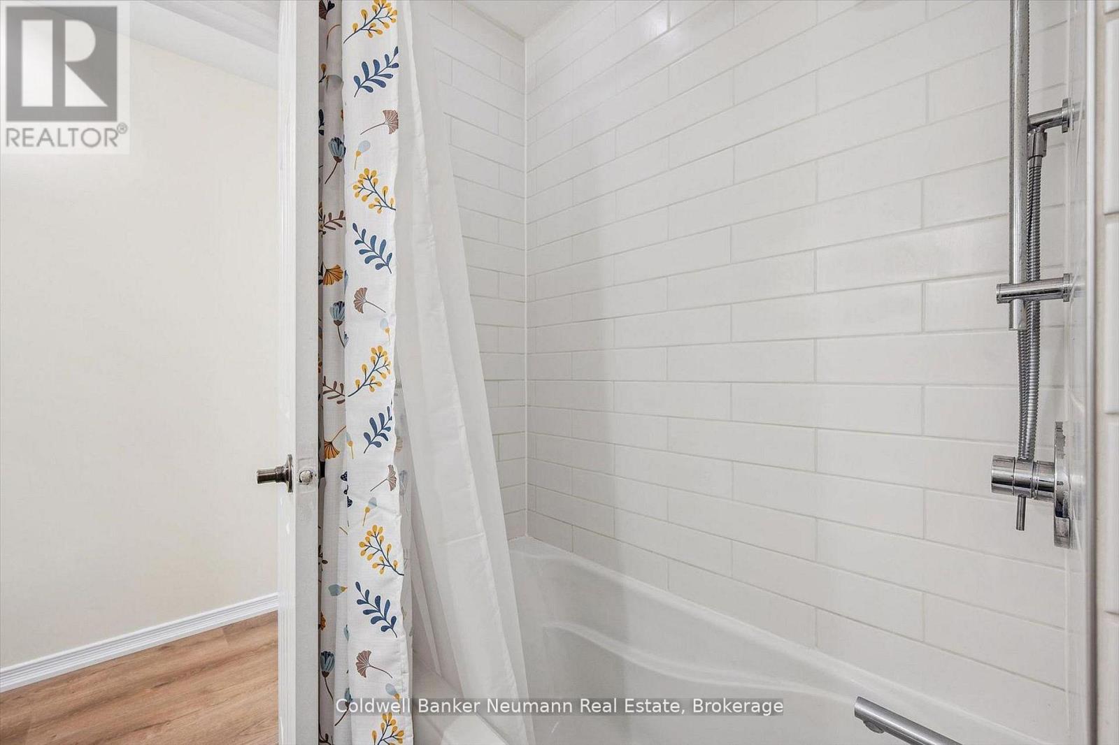 59 WILSONVIEW AVENUE - 21