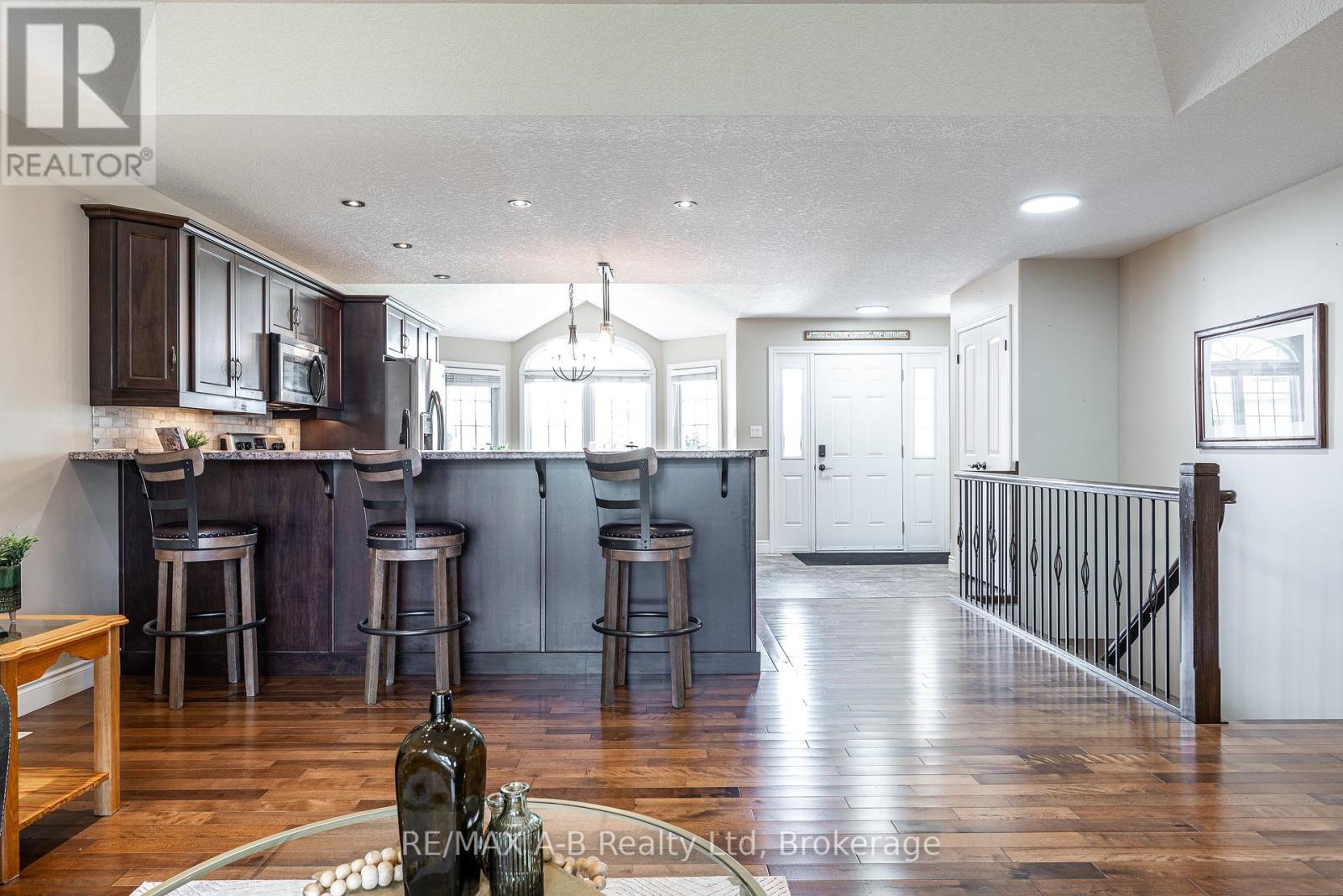 138 MILLSON CRESCENT - 13
