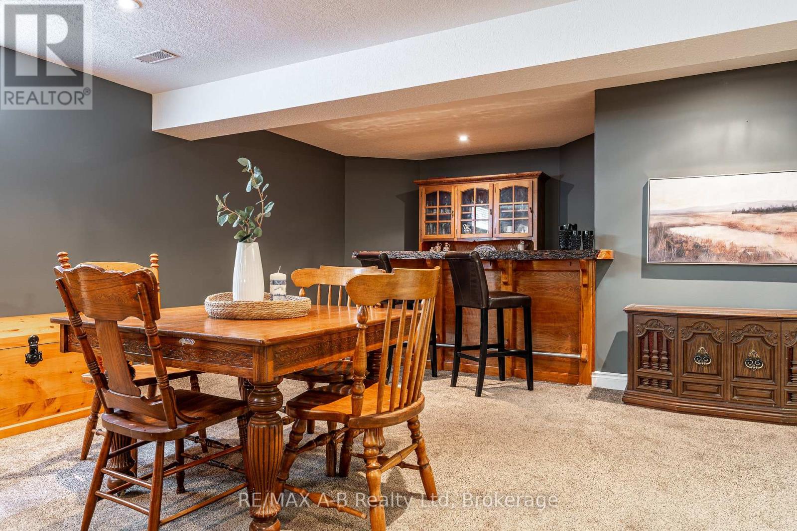 138 MILLSON CRESCENT - 28