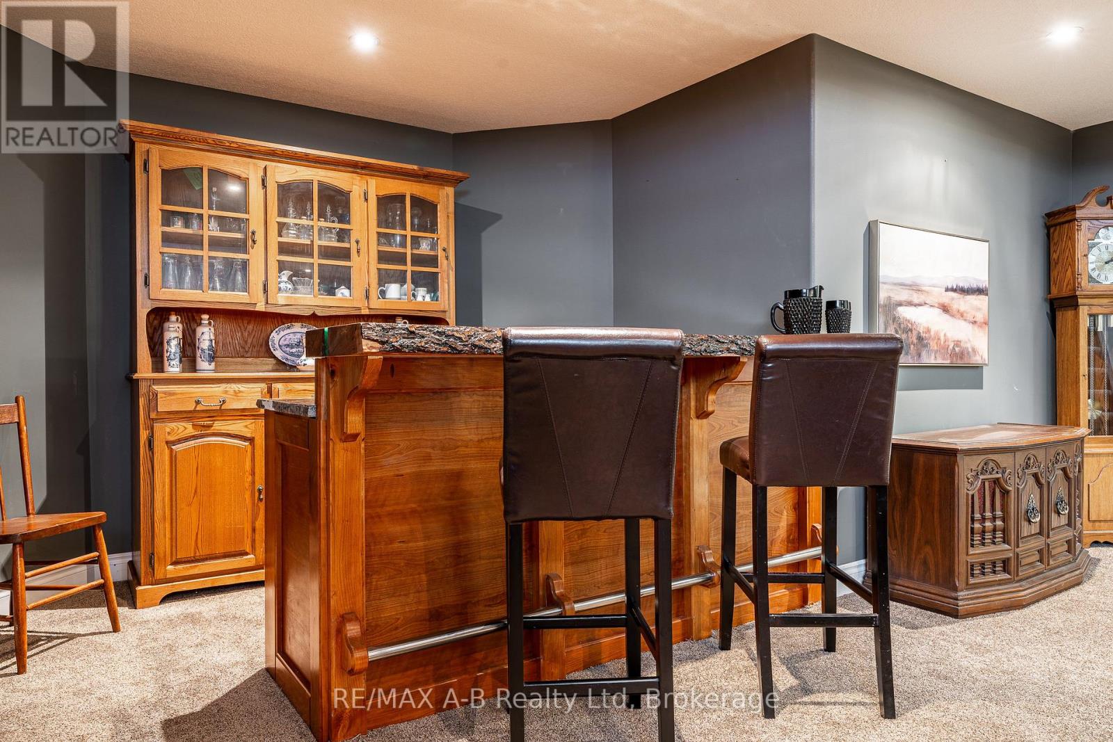 138 MILLSON CRESCENT - 29