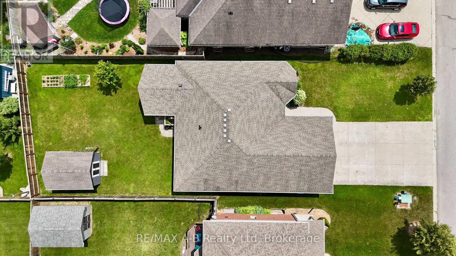 138 MILLSON CRESCENT - 43