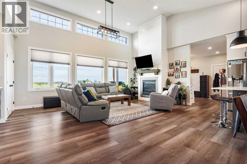 10272 Township Road 300 - 19