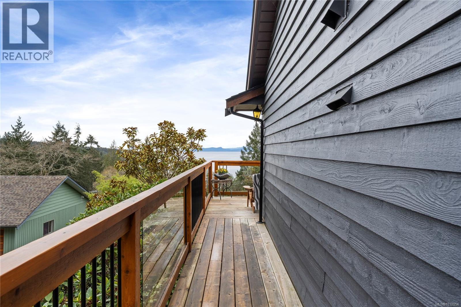 3141 Swallow Cres - 21