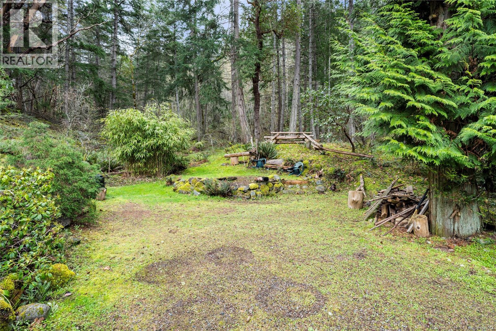3141 Swallow Cres - 51
