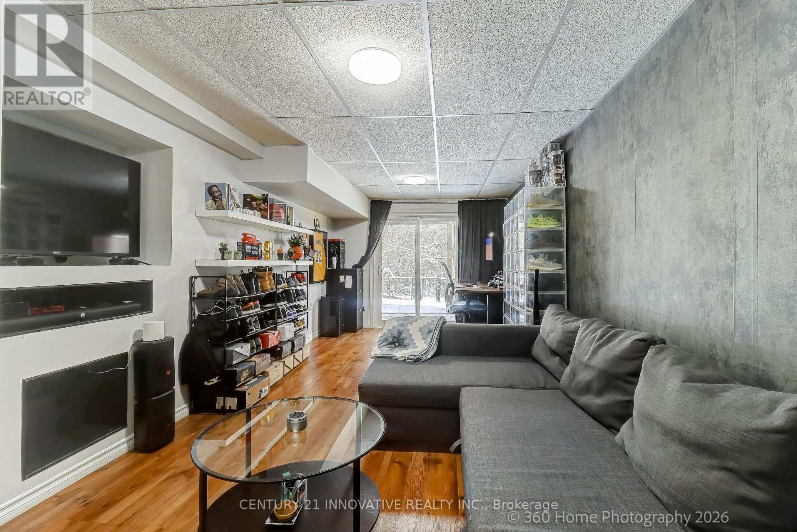 1896 WOODGATE COURT - 15