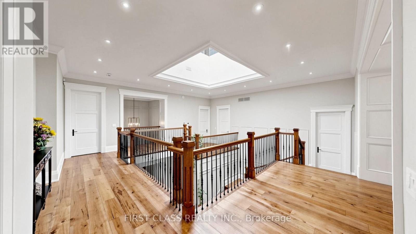 38 MAPLE GROVE AVENUE - 28
