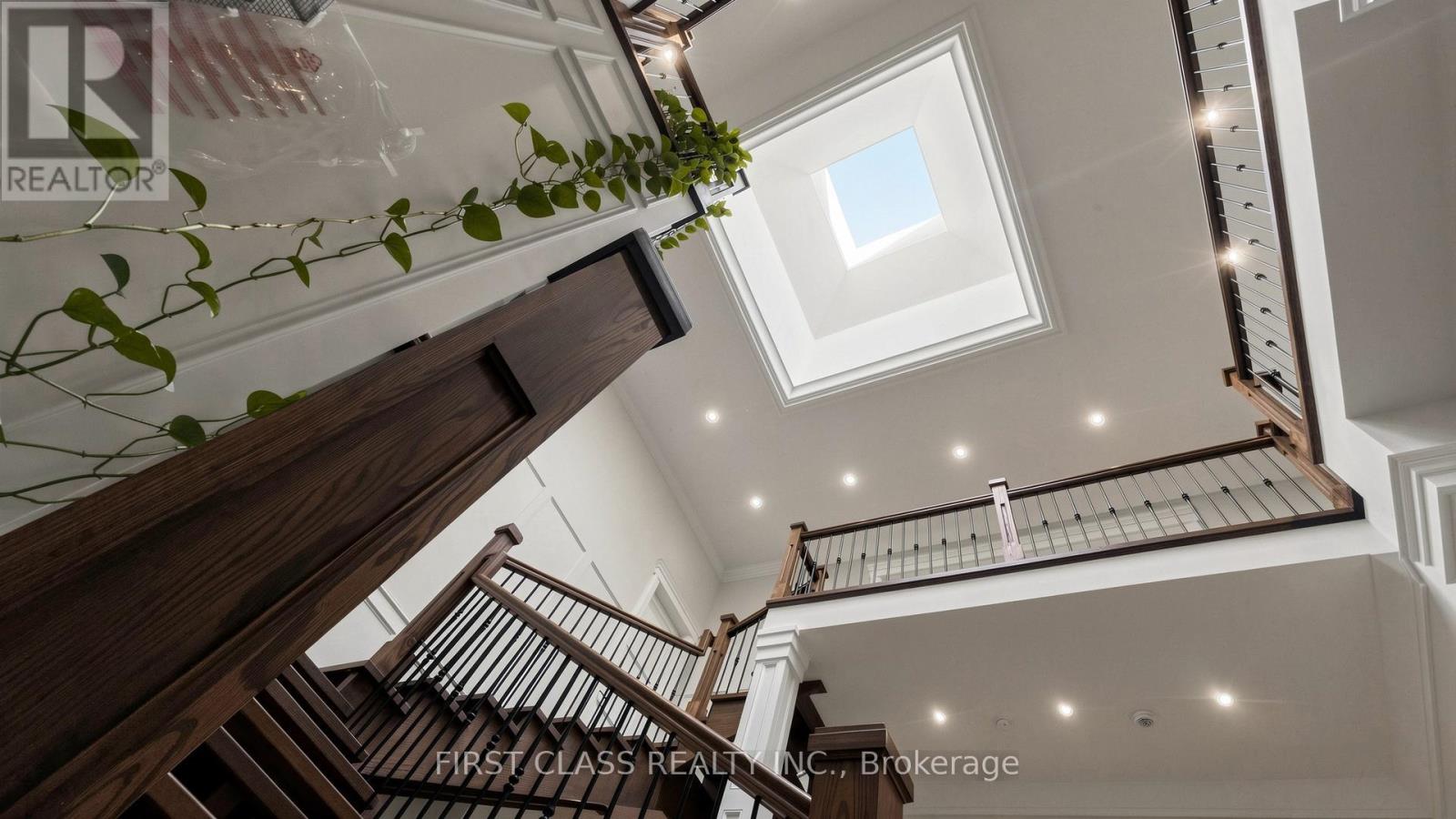 38 MAPLE GROVE AVENUE - 30
