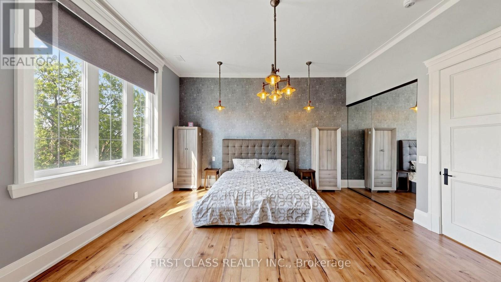 38 MAPLE GROVE AVENUE - 32