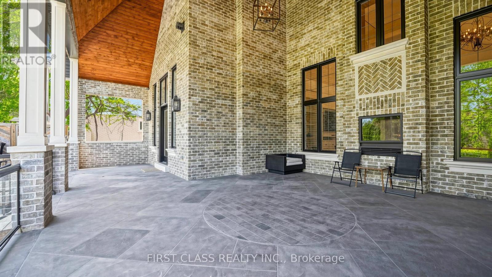 38 MAPLE GROVE AVENUE - 46