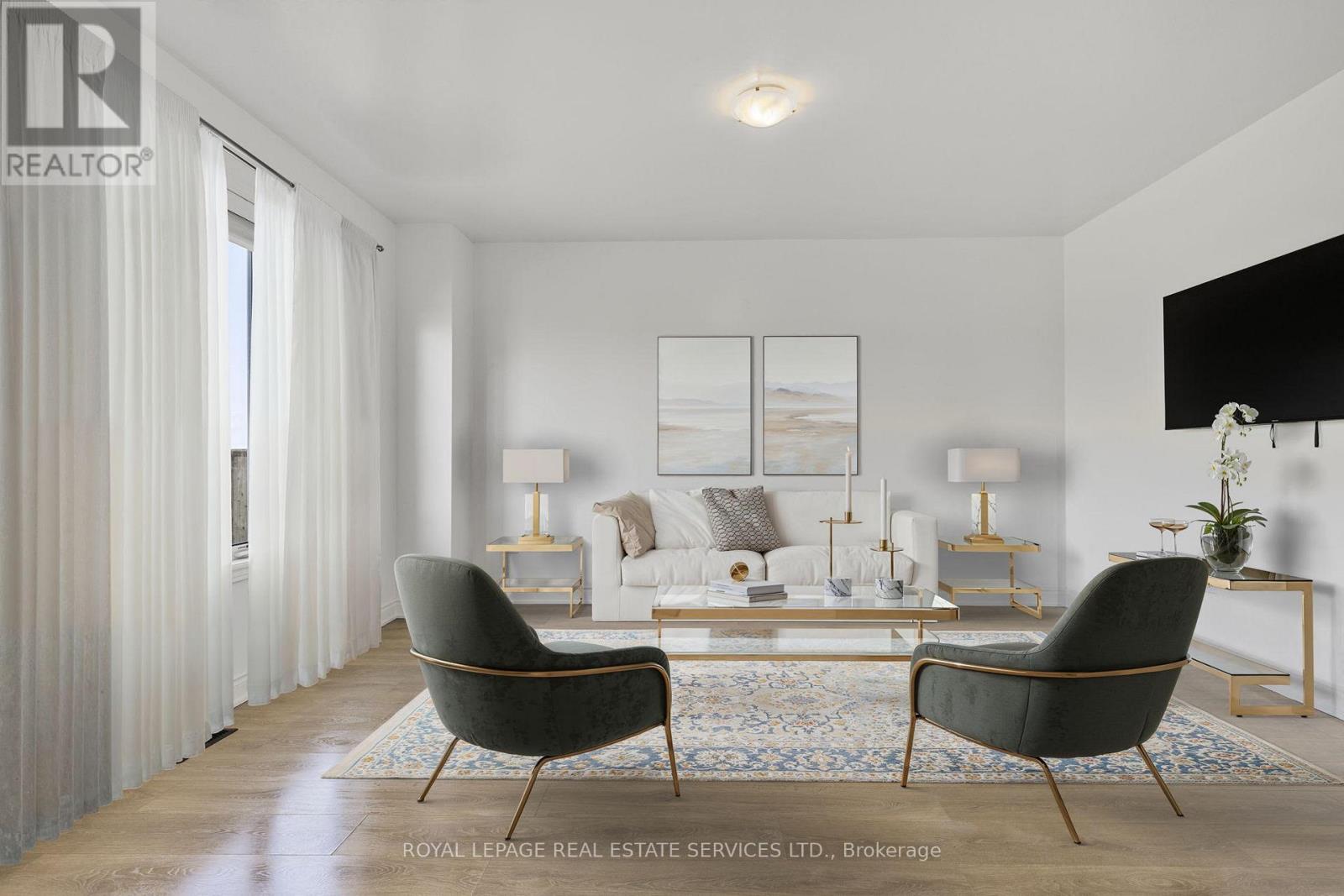 28 UNION BOULEVARD - 21