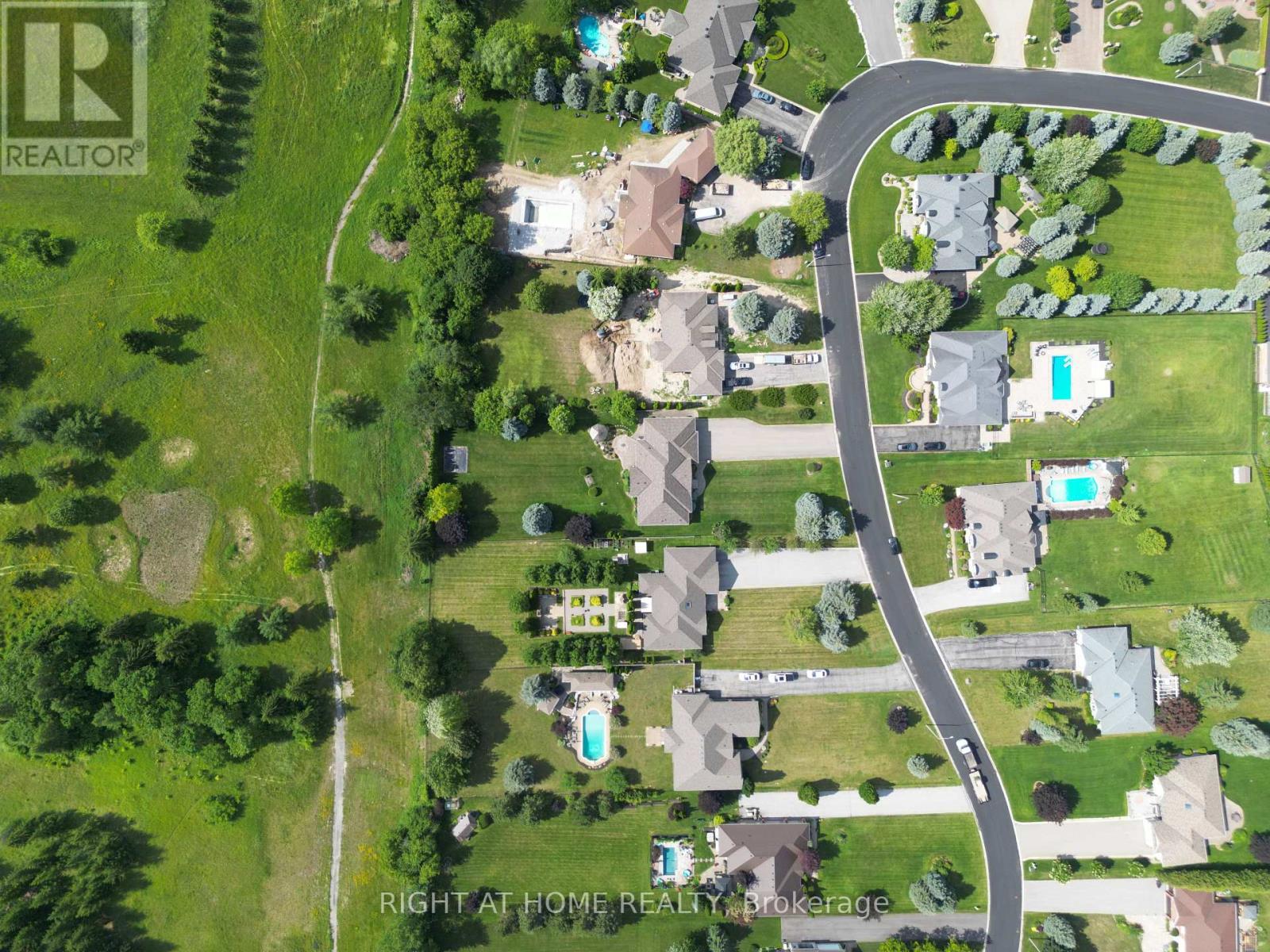 35 GOLFVIEW BOULEVARD - 34