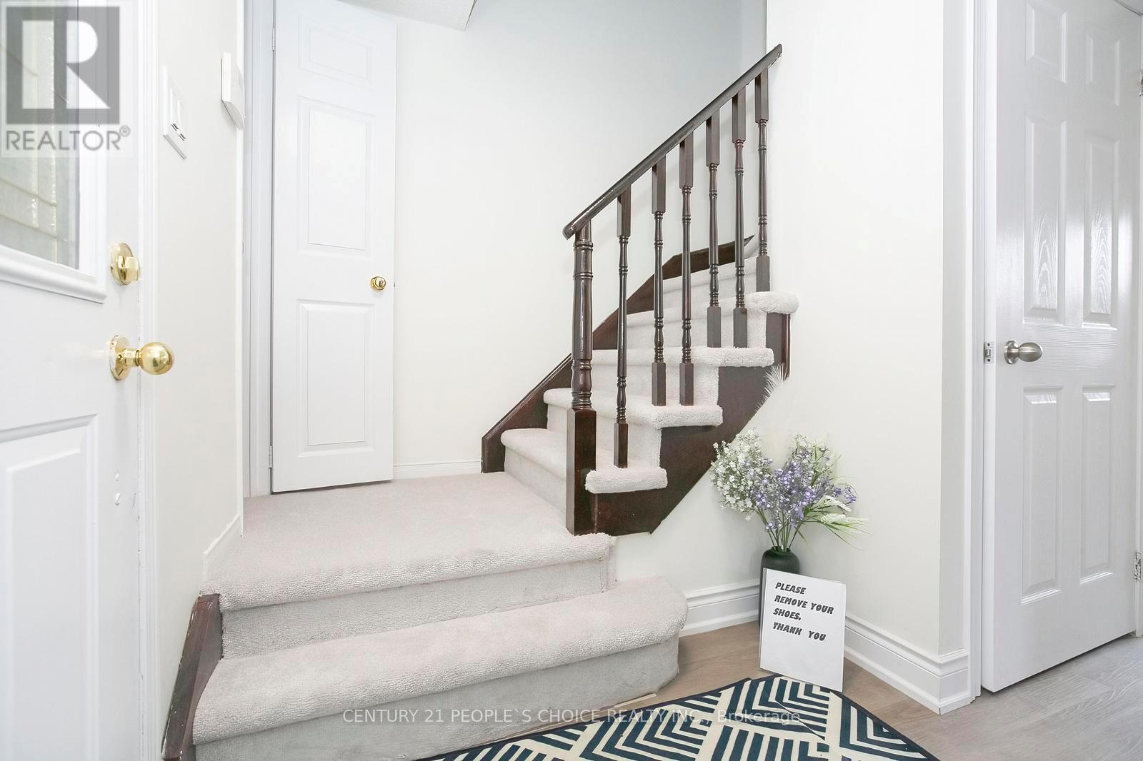 20 LETTY AVENUE - 10