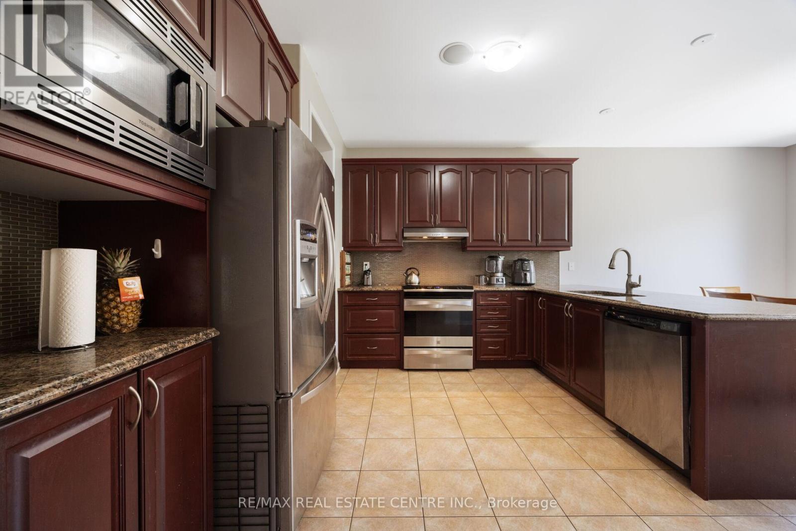 58 SEAFAIR CRESCENT - 16