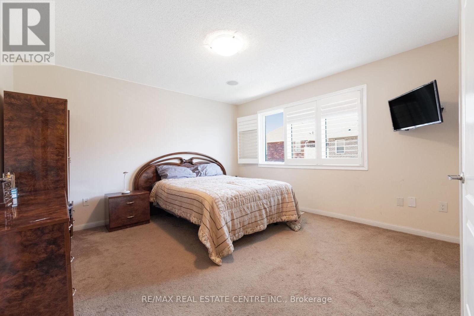 58 SEAFAIR CRESCENT - 22