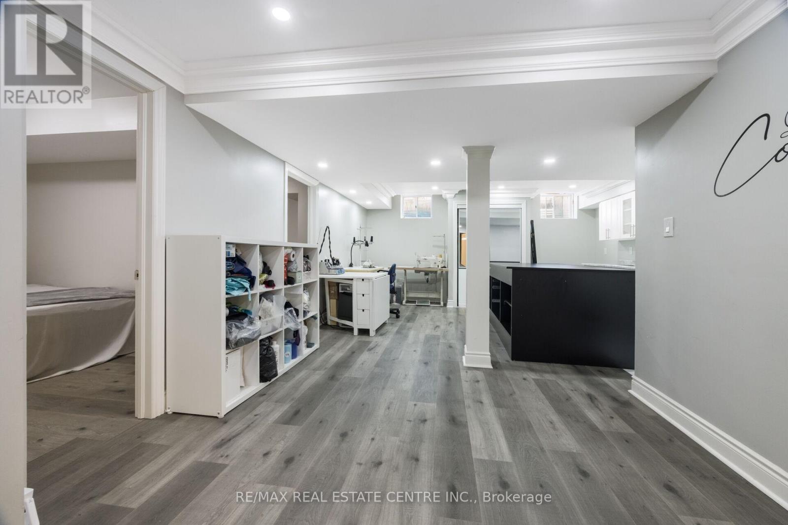 58 SEAFAIR CRESCENT - 40