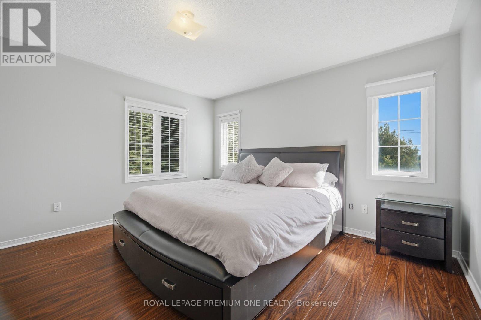 64 AMETHYST CIRCLE - 21
