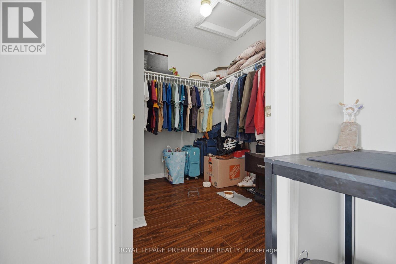 64 AMETHYST CIRCLE - 25