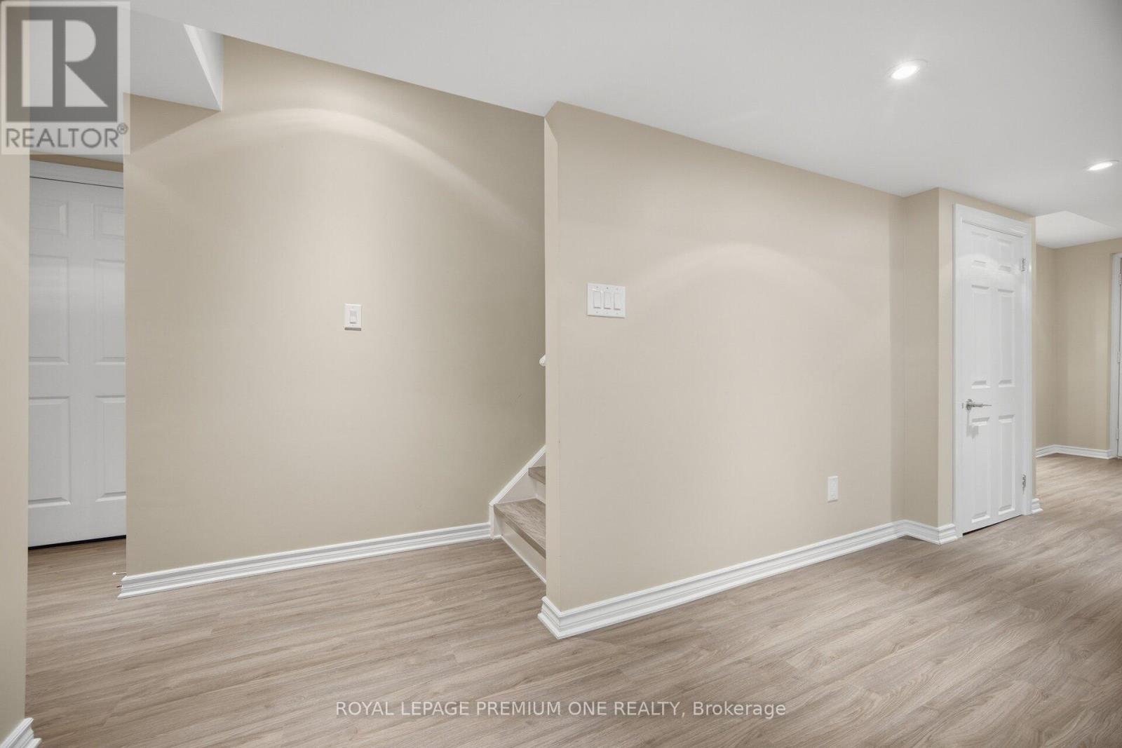 64 AMETHYST CIRCLE - 34