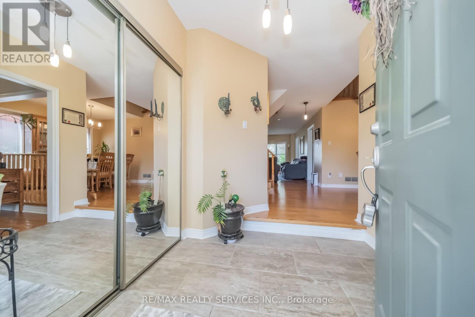 76 LEEWARD DRIVE - 9