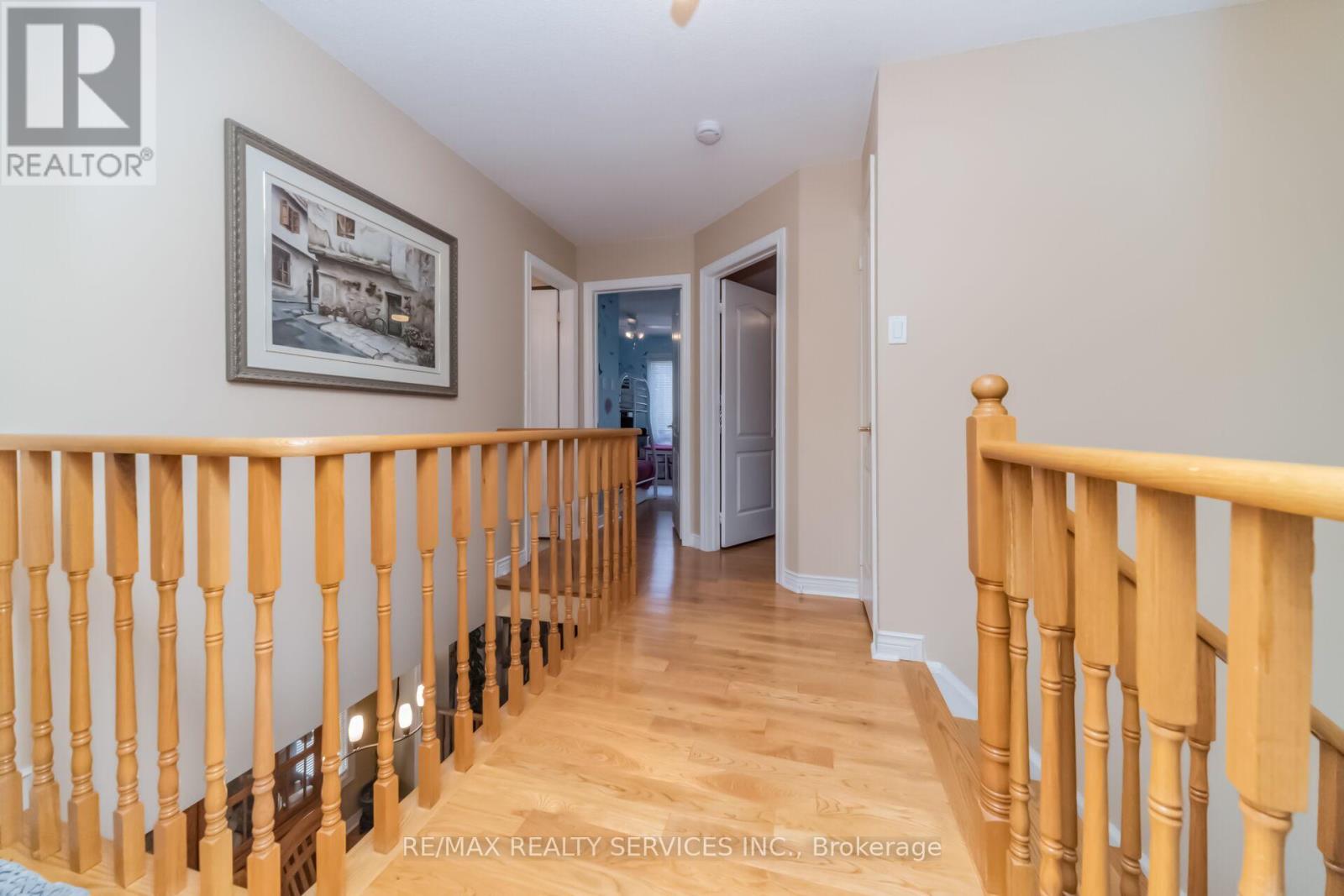 76 LEEWARD DRIVE - 37